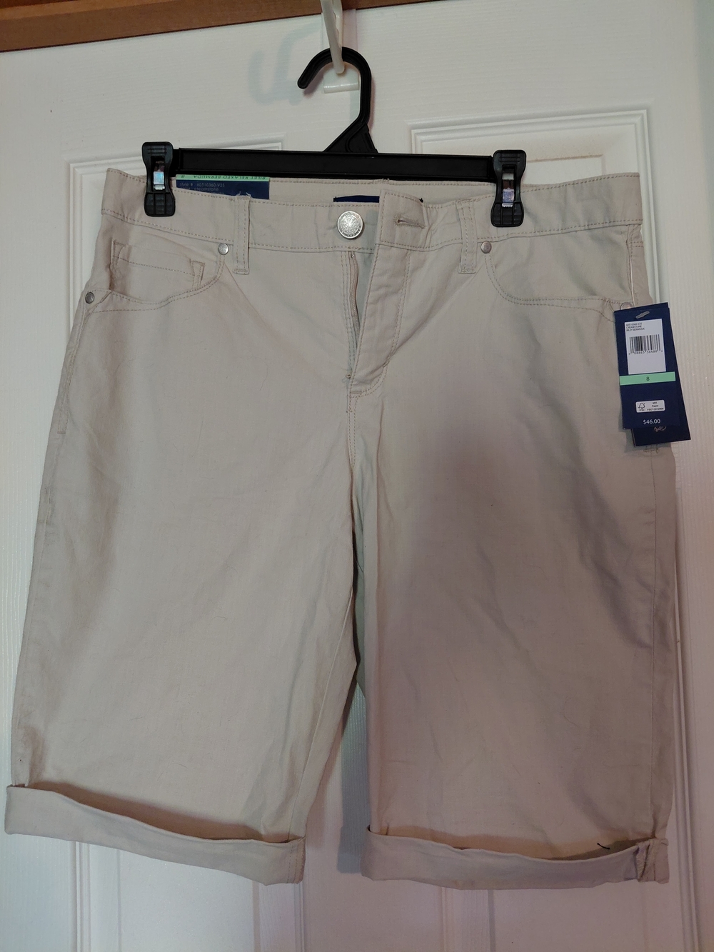Bandolino Beige Roll-Cuff Bermuda Shorts